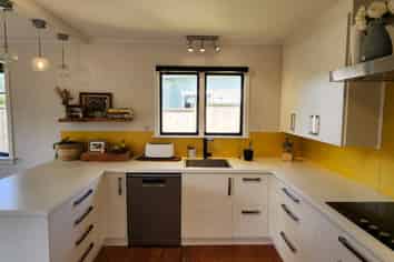 10 Beaumont Crescent, Frankleigh Park