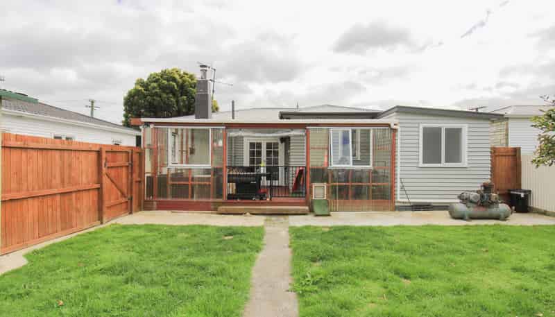 4 Meadows Avenue, Waiwhetu