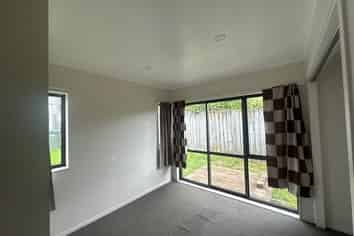 Auckland - Address withheld