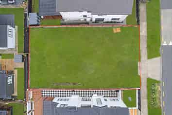 56 Michael Bosher Way, Flat Bush