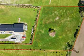 46 Parerohi Grove, Pukawa