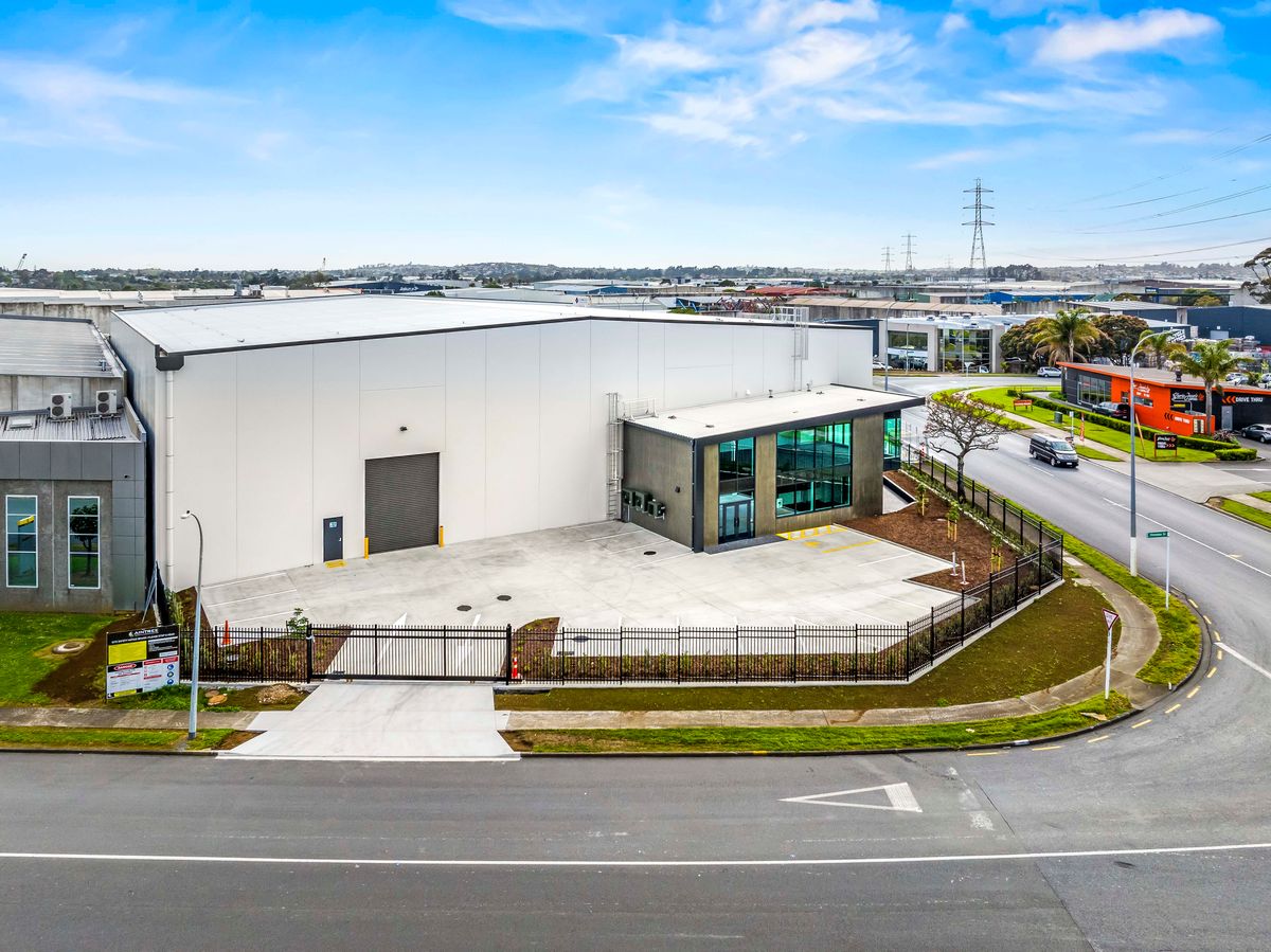 Cryers Road Cracker - 90% Warehouse!