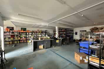 Prime Location Trade Retail Available