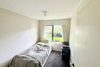 28A Stottholm Road, Titirangi