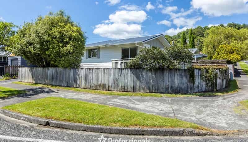 1/56 Gemstone Drive, Birchville