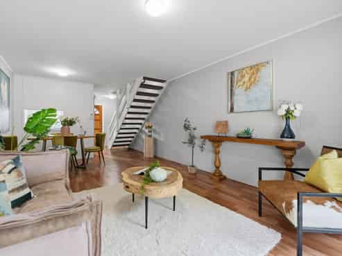 2/176 Panama Road, Mount Wellington