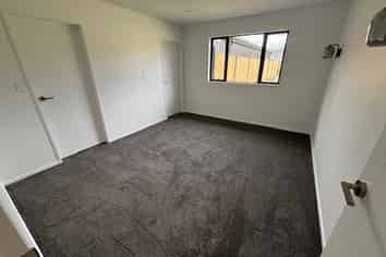 26 Wooing Tree Ave, Cromwell