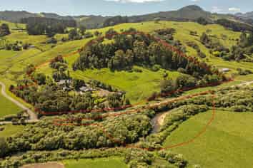 37 Kapowai Road, Coroglen