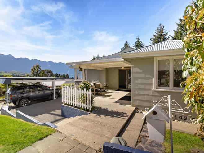 102 Thompson Street, Queenstown Central