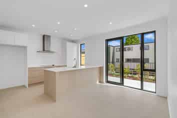 9B Tobruk Road, Panmure