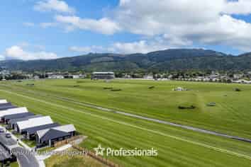 69 Cynisca Crescent, Wallaceville