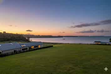 1 Takahuri Place, Hibiscus Coast Surrounds