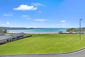 1 Takahuri Place, Hibiscus Coast Surrounds
