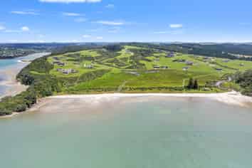 1 Takahuri Place, Hibiscus Coast Surrounds