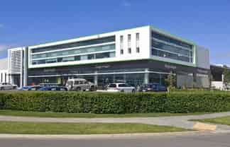 Prime Corner Office | El Kobar Drive