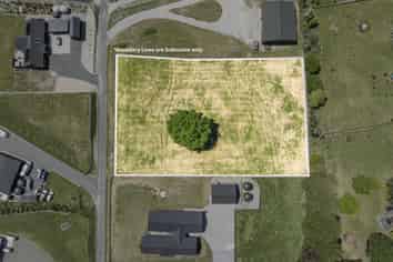 4 Vickers Way, Acacia Bay