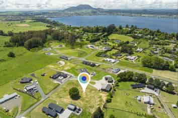 4 Vickers Way, Acacia Bay