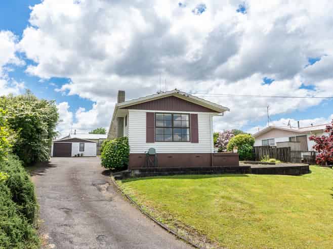 39 Cowley Drive, Temple View