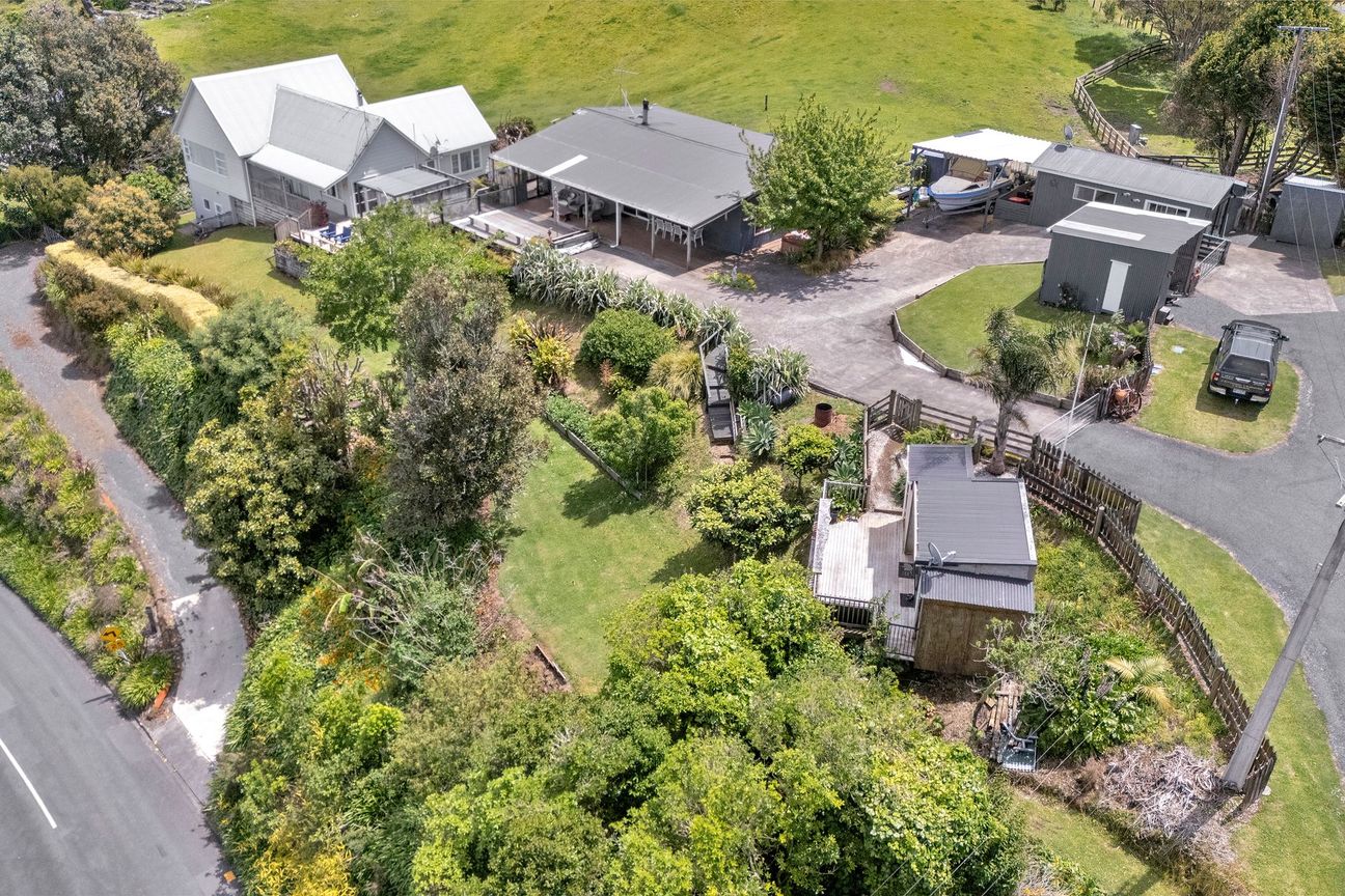 Kawhia Sea Views A Home With Income Potential - Widok 3