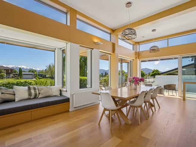 31 Old Station Avenue, Wanaka