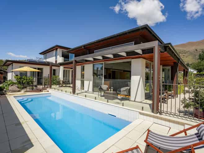 31 Old Station Avenue, Wanaka