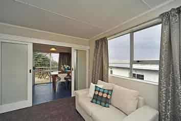 243 Buckley Road, Southgate