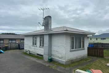 60A Mould Street, Waitara