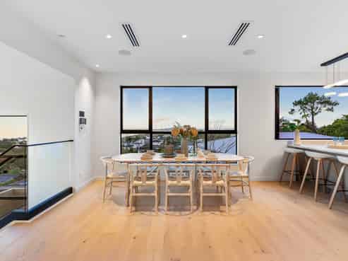 437 East Coast Road, Mairangi Bay