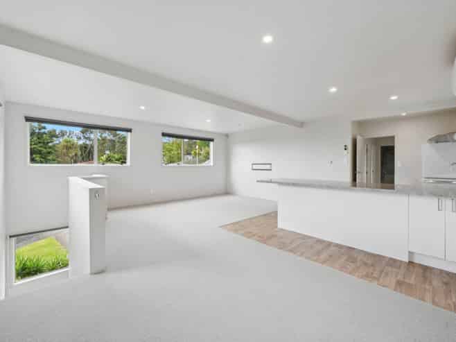 1/2 Karapiti Place, Glen Eden