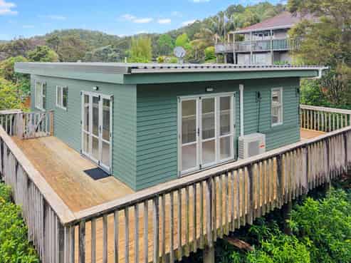 1/2 Karapiti Place, Glen Eden