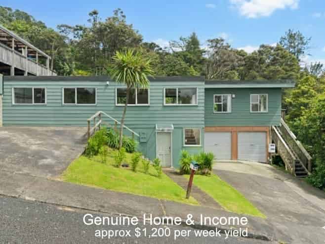 1/2 Karapiti Place, Glen Eden