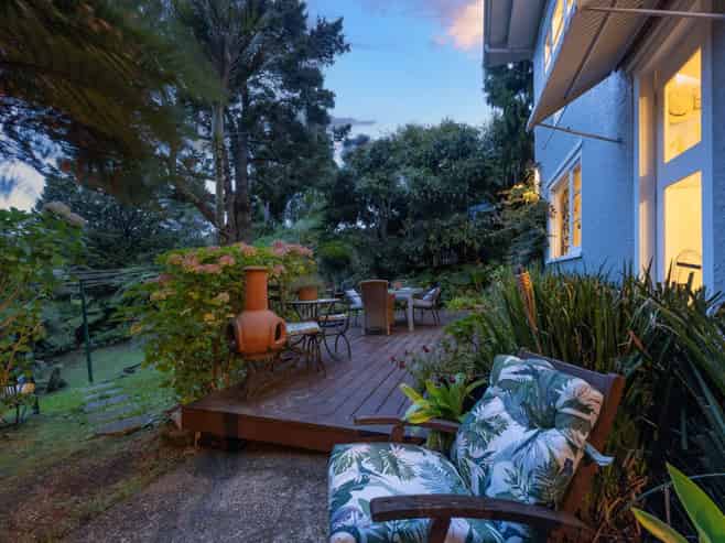 11 Tawini Road, Titirangi