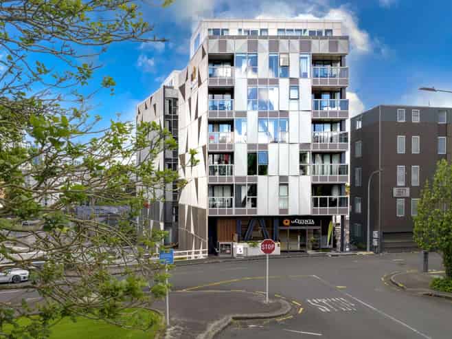 804/2B Augustus Terrace, Parnell