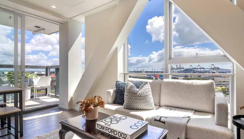 804/2B Augustus Terrace, Parnell