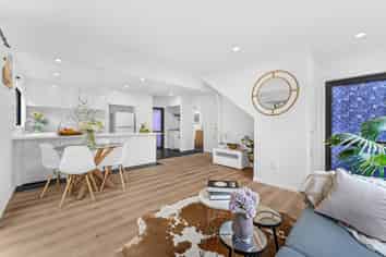 8 Caspian Close, New Lynn