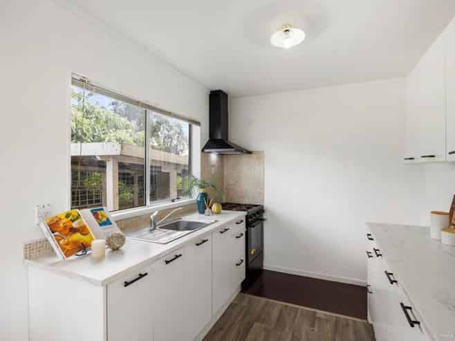 31A Olive Crescent, Papatoetoe