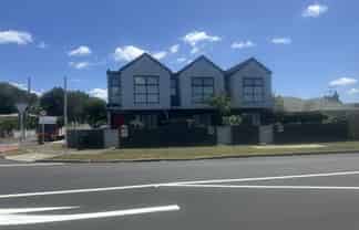 58C Preston Road, Clover Park