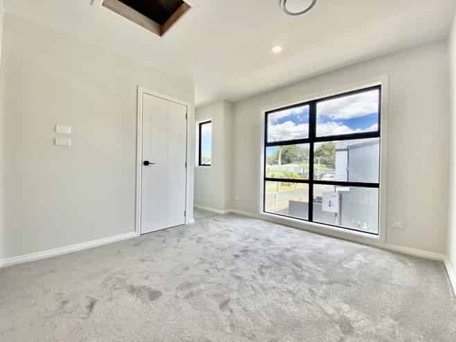 58C Preston Road, Clover Park