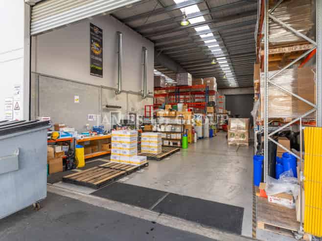 Present all offers | A-grade Tilt Slab In Wiri