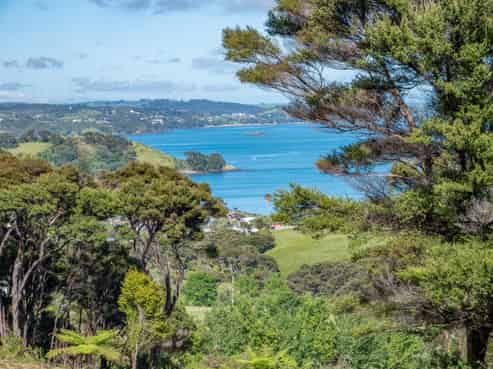 458F Hihi Road, Hihi