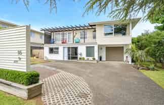 95 Hillcrest Avenue, Hillcrest