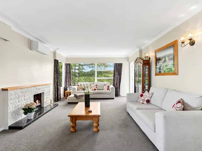 95 Hillcrest Avenue, Hillcrest