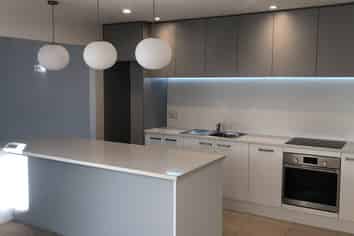 989 Colombo Street, Saint Albans