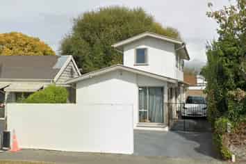 989 Colombo Street, Saint Albans