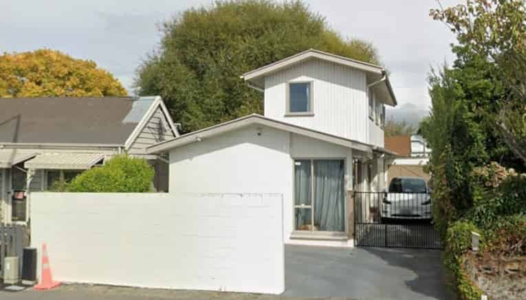 989 Colombo Street, Saint Albans