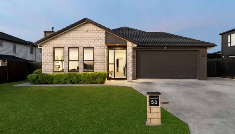 58 Eighth View Avenue, Beachlands