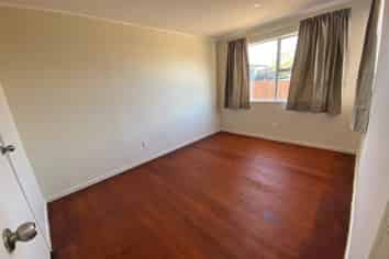 9B Surrey Street, Manurewa