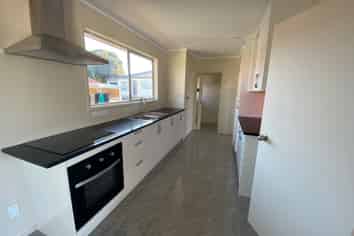 9B Surrey Street, Manurewa