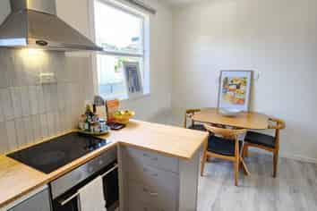 10A Cutfield Road, New Plymouth Central