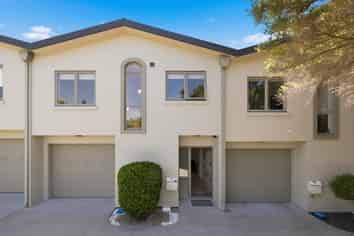 44/41 Manchester Way, Judea